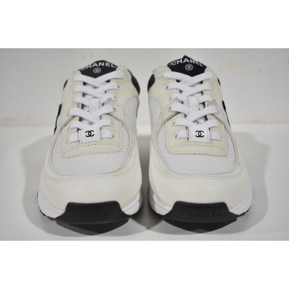 Chanel REV White Black CC Logo Leather Lace Up Flat Runner Trainer Sneaker 36.5 - Picture 6 of 11
